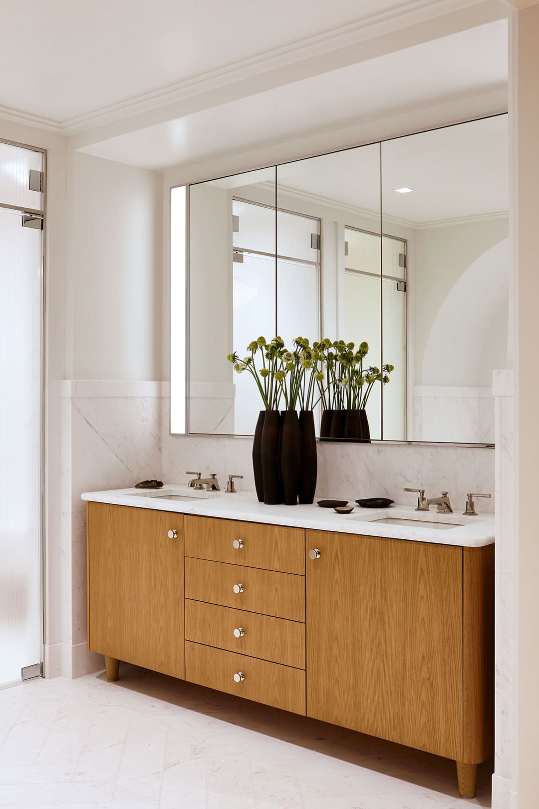 Sales Office : 200 East 75th Street : Yellow House Architects